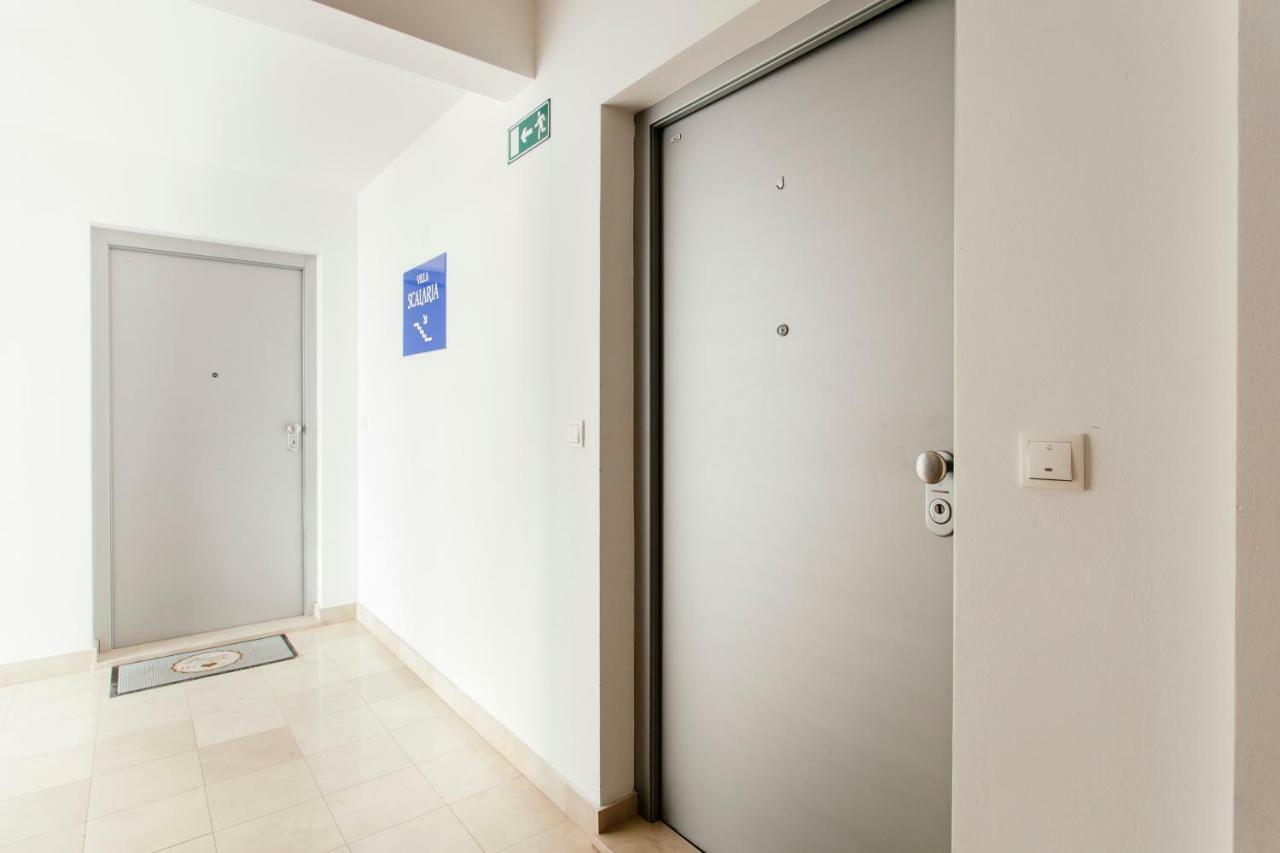 New Luxury Apartment Nives On Seaside سبليت المظهر الخارجي الصورة